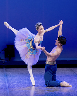 山崎 麻香プロフィール